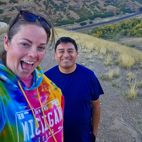 Meet your Posher, Amber Dawn - Picture 4 of 16